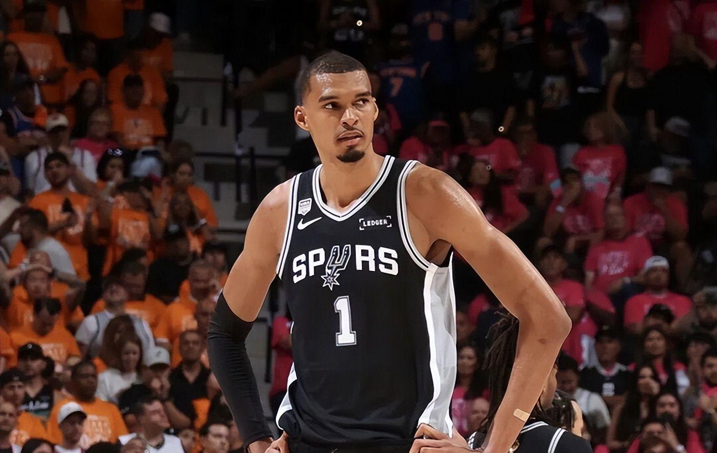 188金宝博体育官方网站-NBA总决赛G1大比分0-1！马刺完败尼克斯！文班亚马狂砍26分难救主